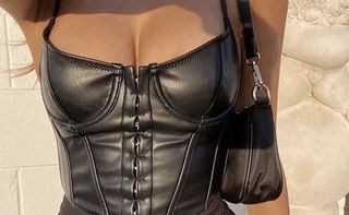 (Category: ) located in . Submitted by roxyroxyq (Listing ID 1104454469, Image 1). Description: .