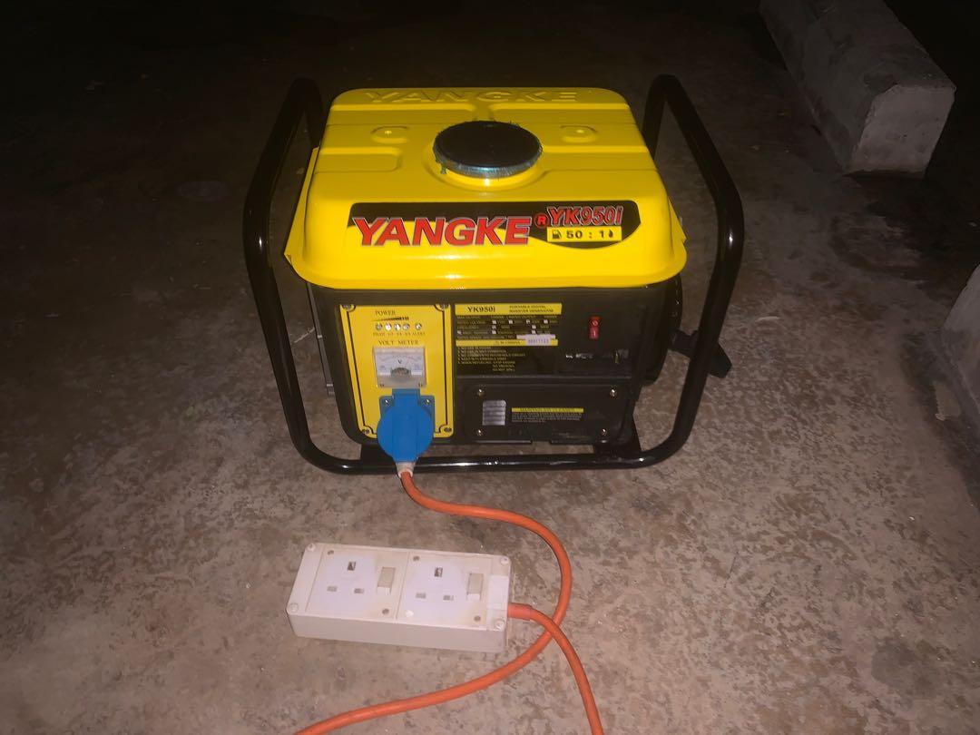 1000W Portable Generator , Everything Else on Carousell