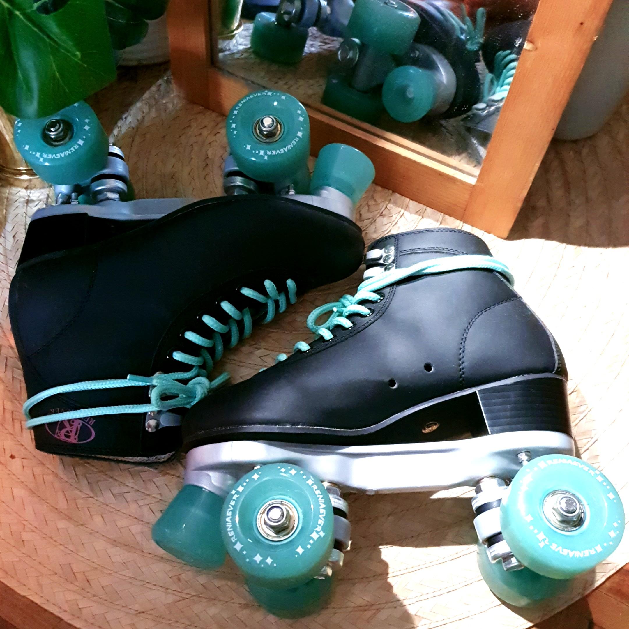 Reniaever roller best sale skates