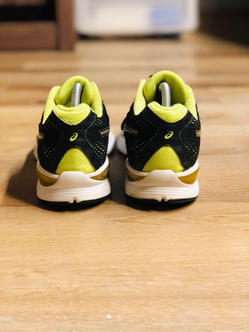 Asics gel best sale storm 2