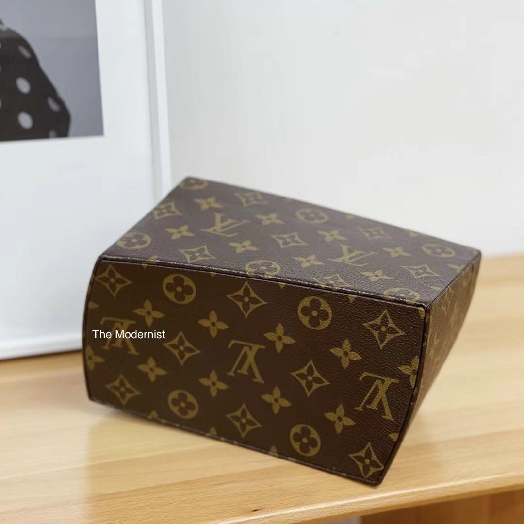 LOUIS VUITTON Monogram Iconoclasts Frank Gehry Twisted Box Bag 752826