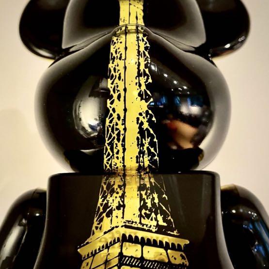 Bearbrick Eiffel Tower Golden Gown 100% & 400%, 興趣及遊戲, 玩具 ...