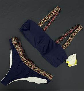 （分類：）位於 。 由 jojowoojojo 提交（商品編號 1106222632，圖片 1）。簡介： 。