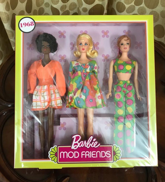 2018 Barbie MOD FRIENDS GIFT SET 1968 Reproduction with Christie & Stacey  NRFB