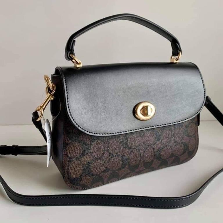 Coach Cassie Bag (Category: Luxury Bags & Wallets) located in Santa Cruz. Submitted by janelovebagswatchesshoesph (Listing ID 1106336535, Image 2). Description: Complete inclusion.