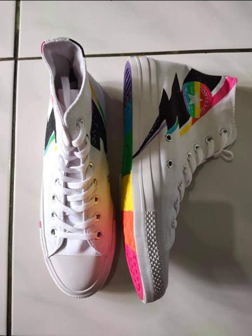 Converse pride store lightning bolt