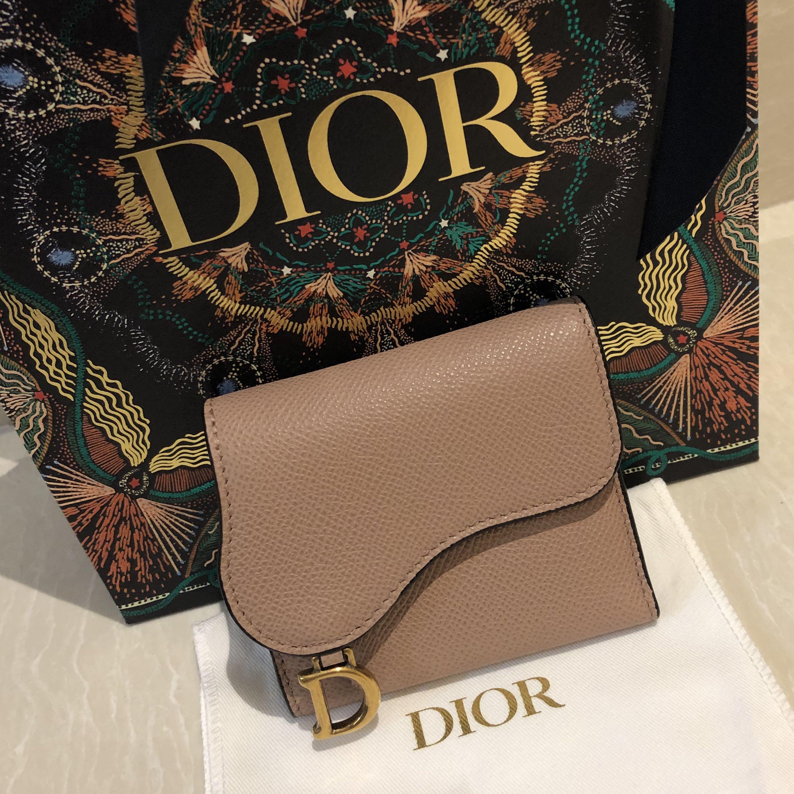 限定Ｗ特典付属 DIOR SADDLE ロータスウォレット - 通販 - etsuko.com.br