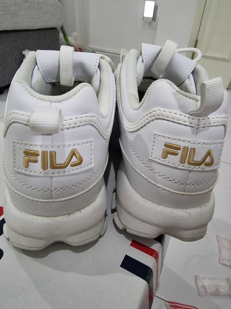 Fake fila clearance vs real