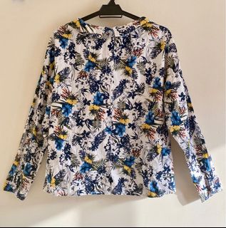 (Category: ) located in . Submitted by sugarcoated.preloved (Listing ID 1106213077, Image 1). Description: .