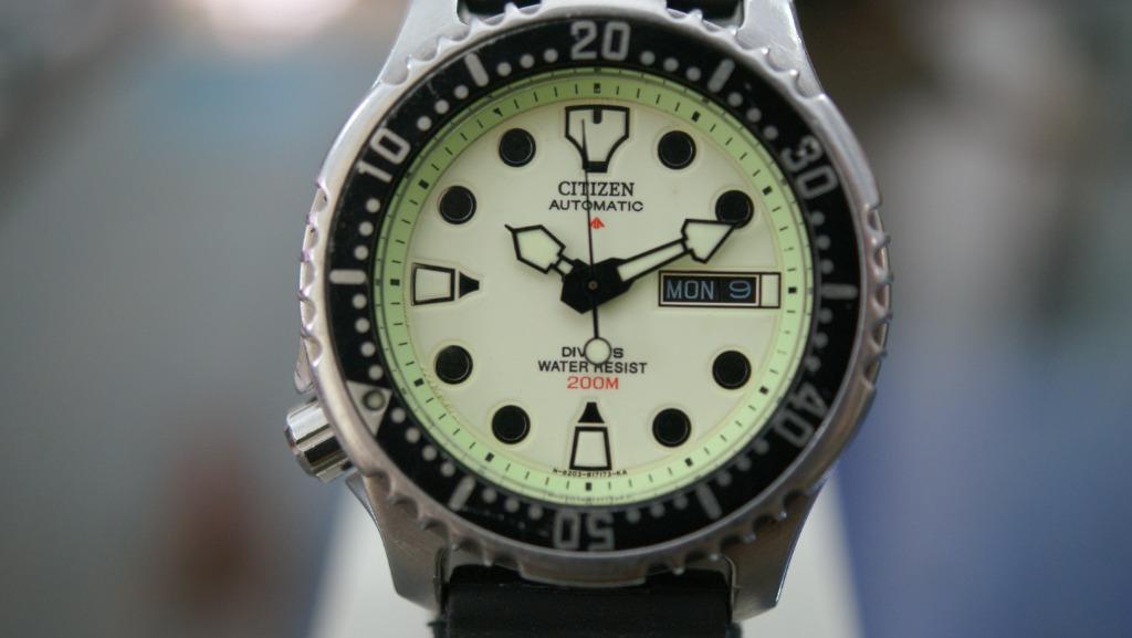 Citizen lume best sale dial