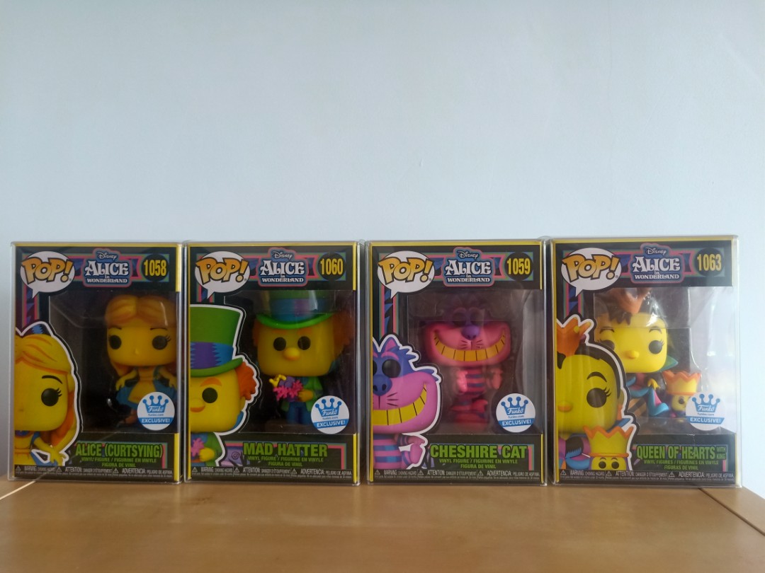 Funko Pop! Blacklight Alice in 
