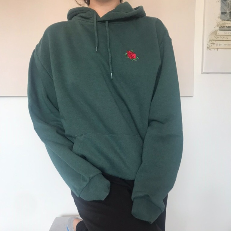 H&m green top rose hoodie