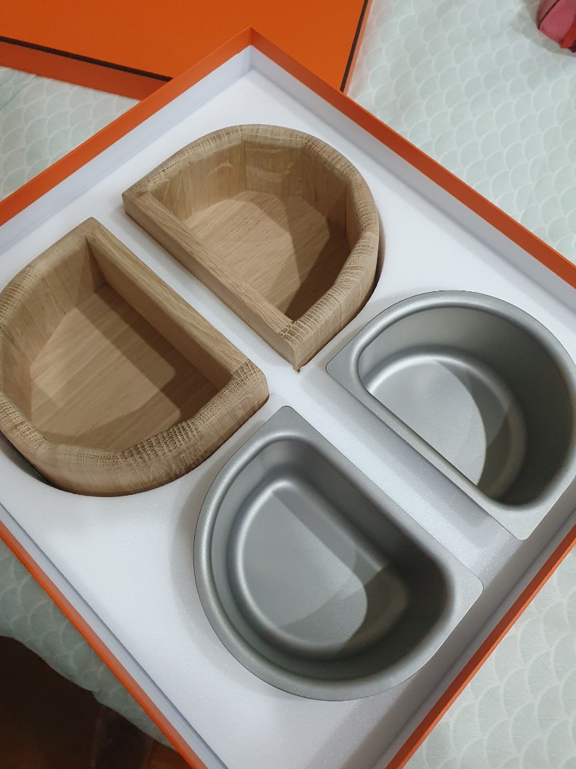 Hermes dog hot sale bowl