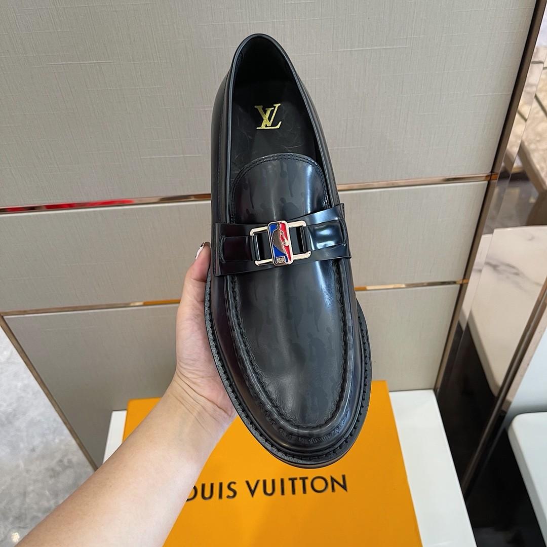 Louis Vuitton Black Grained Leather Logo Major Loafers Uk10 US11
