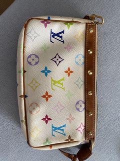 (Category: ) located in . Submitted by r_treasures (Listing ID 1106248365, Image 1). Description: .