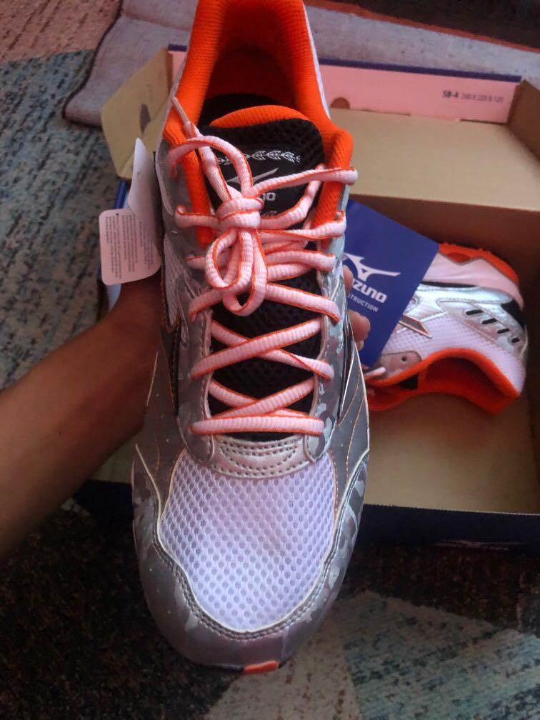 Mizuno wave glory wide hot sale