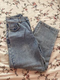 (Category: ) located in . Submitted by allthingslucy (Listing ID 1106193955, Image 1). Description: .