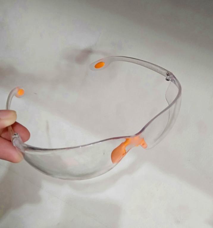 safety glass (Category: Construction Tools & Equipment) located in Bacoor. Submitted by __CLaude__ (Listing ID 1106217653, Image 3). Description: direct supplier ppe supplies construction safety wear/gear safety glass safety goggles vest gloves boots hard hat for more info just call 0977 4661663 0923 0890580 046 502-14-60 046 416-39-20.