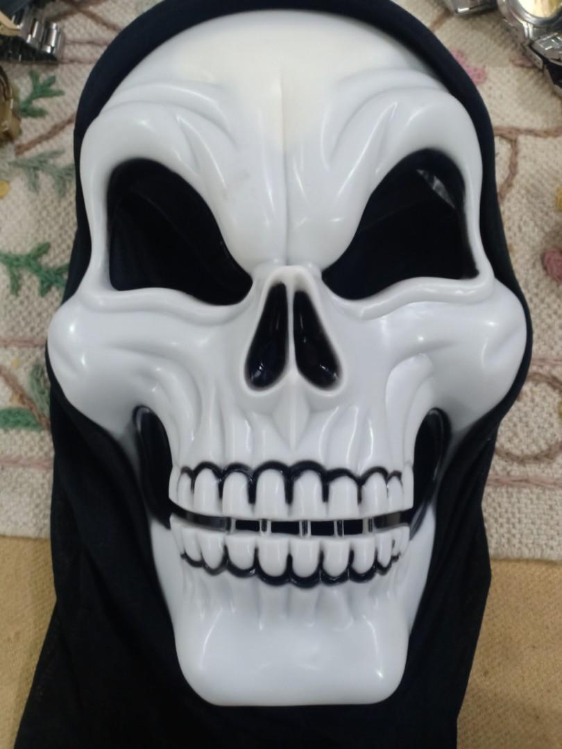 Skull mask (Category: Face Masks & Face Shields) located in Las Pinas. Submitted by the_recycle_shop (Listing ID 1106330210, Image 1). Description: Brand new Thick plastic material Adult size.