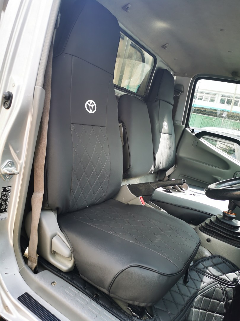 Toyota dyna seat covers clearance