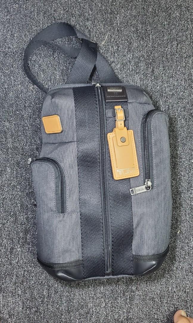 TUMI Higgins Grey Men s Fashion Bags Sling Bags on Carousell