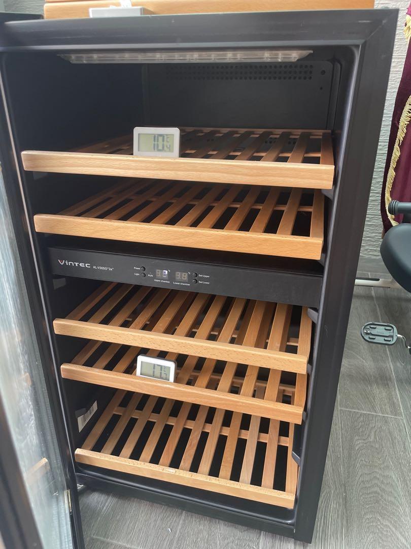30 bottle dual zone vintec wine fridge / chiller / cellar / cooler, TV