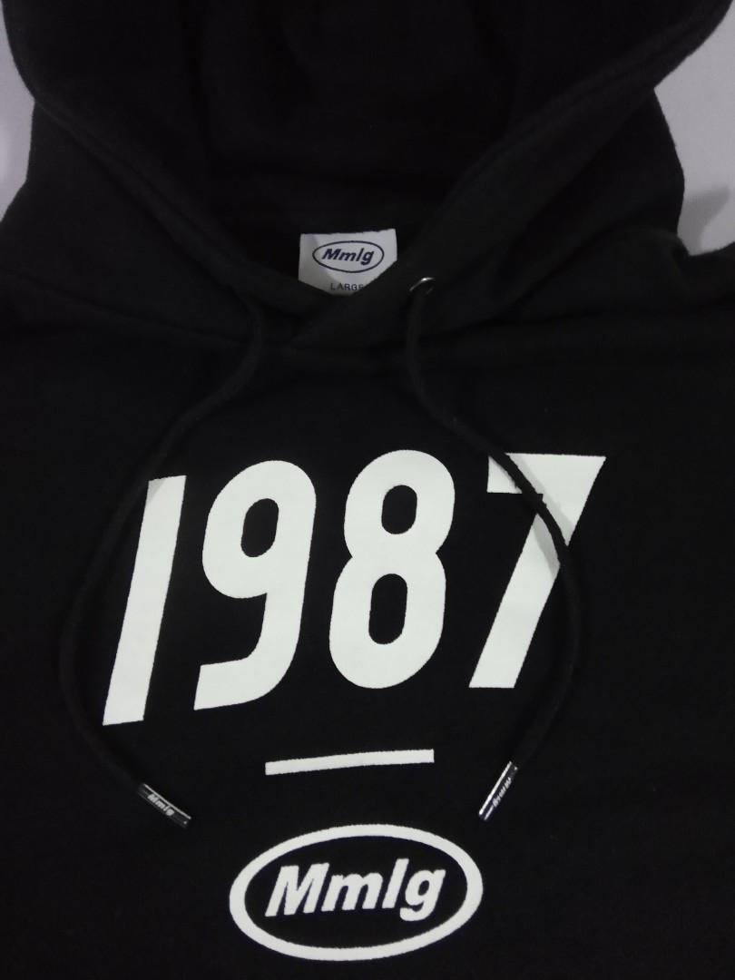Korean brand hoodie clearance