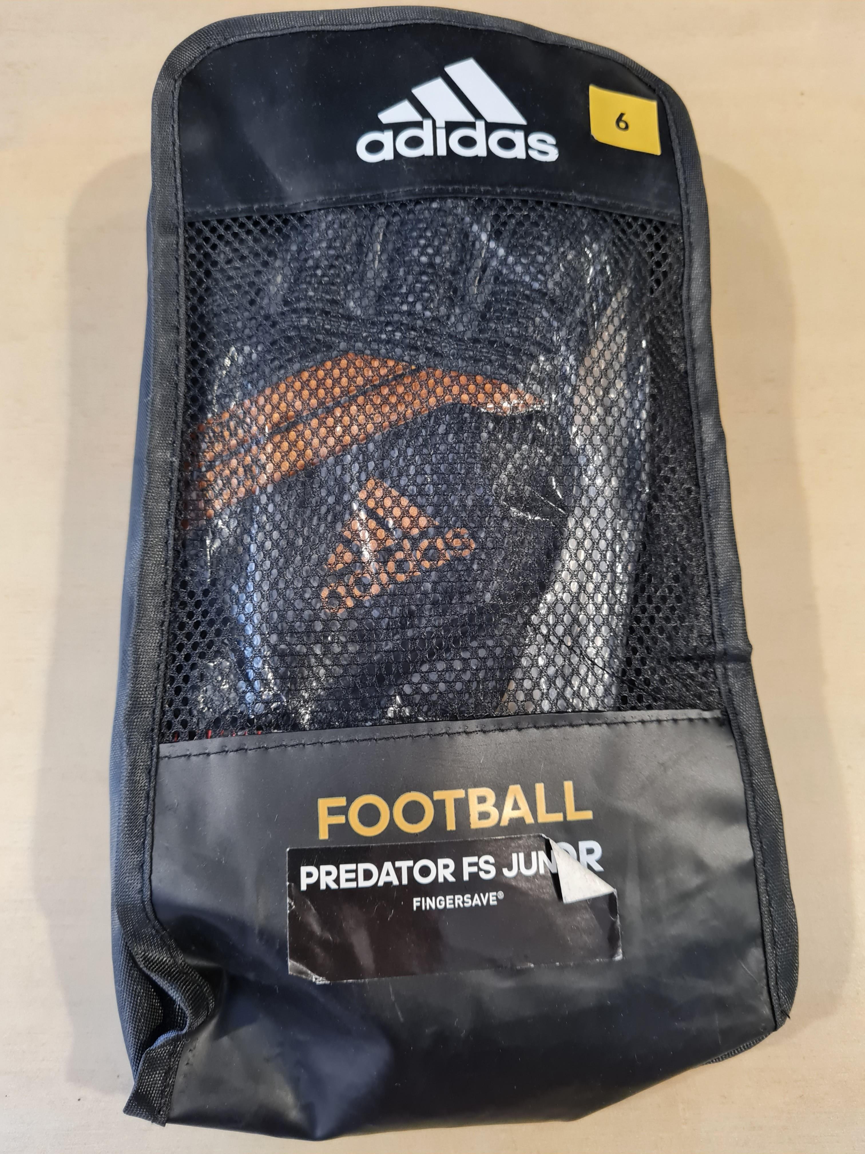 Adidas Predator Jr Goalkeeper Gloves