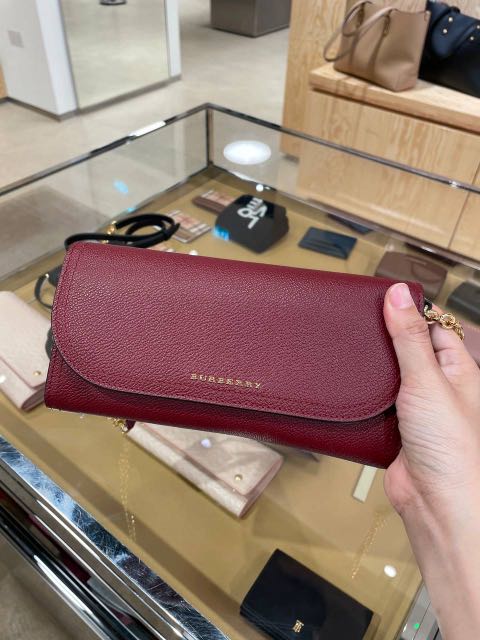 Authentic Burberry Woc, Luxury, Bags & Wallets on Carousell