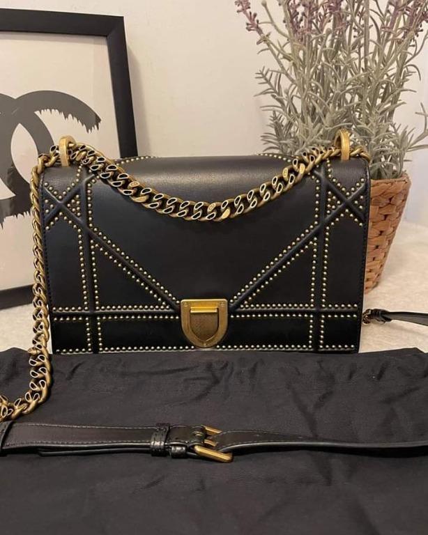 Fake diorama bag top