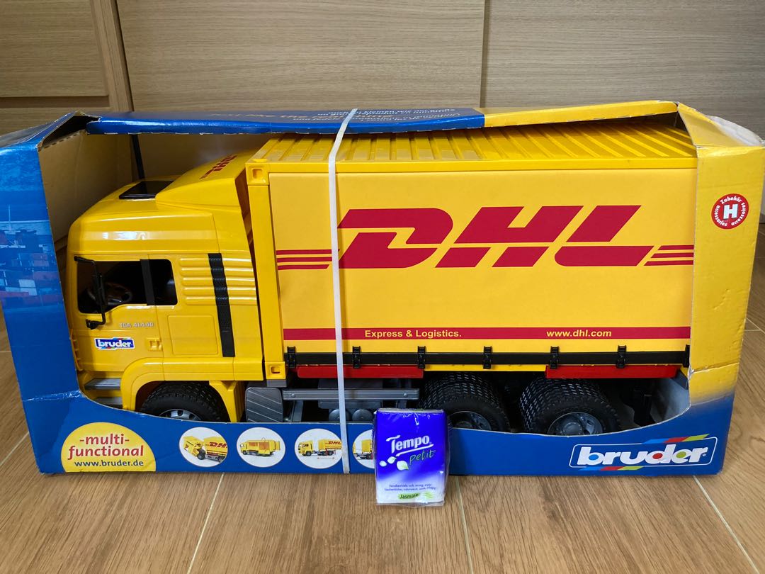 Bruder dhl shop truck