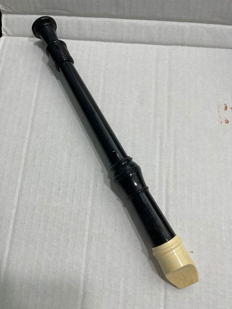 Dolmetsch descant deals recorder