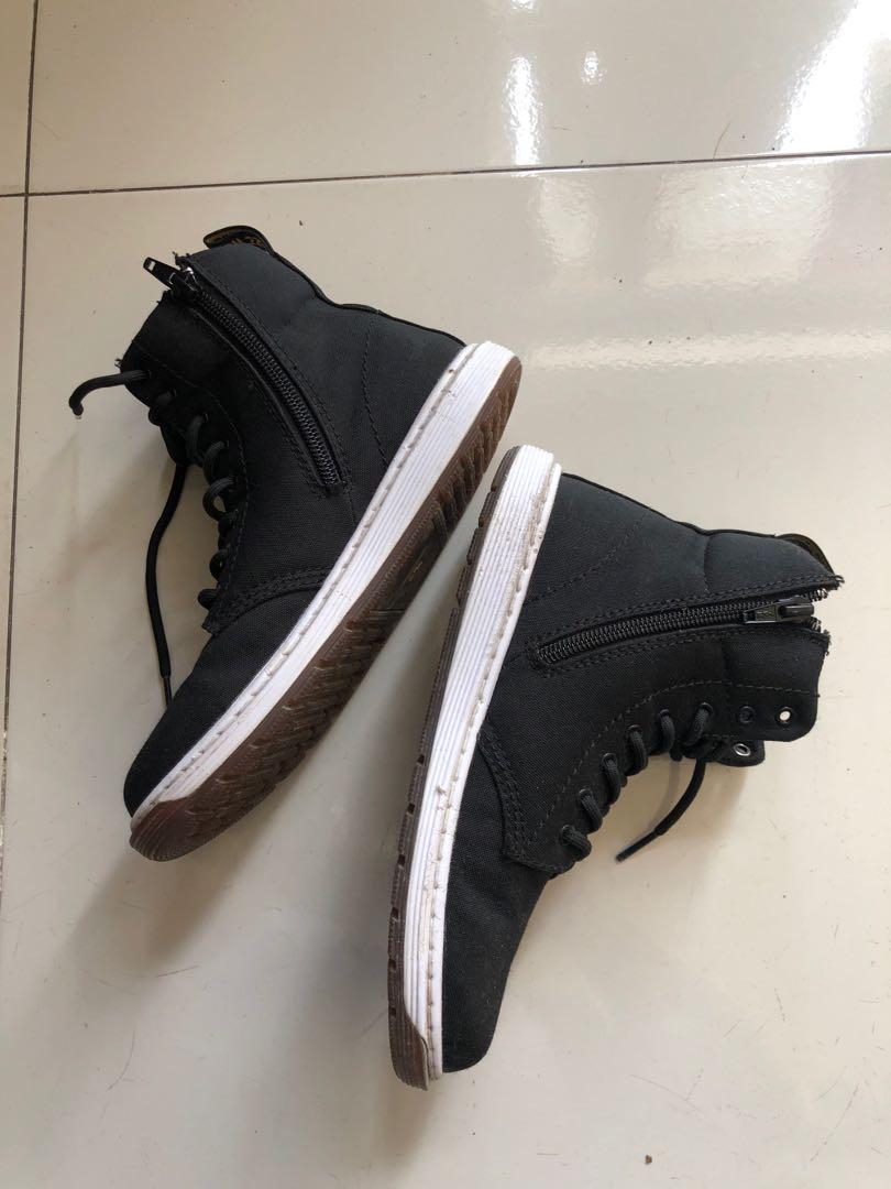 Doc martens youth sale new arrivals