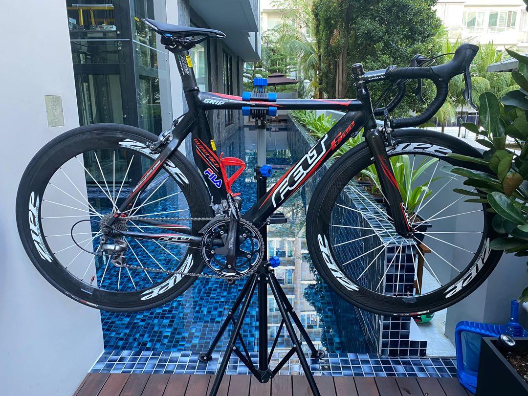 Felt S22 Aero road bike with Carbon Wheelset, Sports Equipment ...