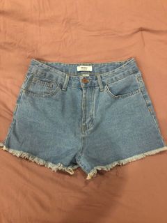 (Category: ) located in . Submitted by jisix (Listing ID 1106529914, Image 1). Description: .