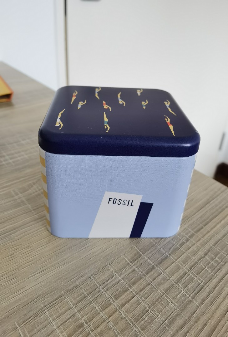 Fossil Watch Storage box Hobbies Toys Stationery Craft Craft Supplies Tools on Carousell