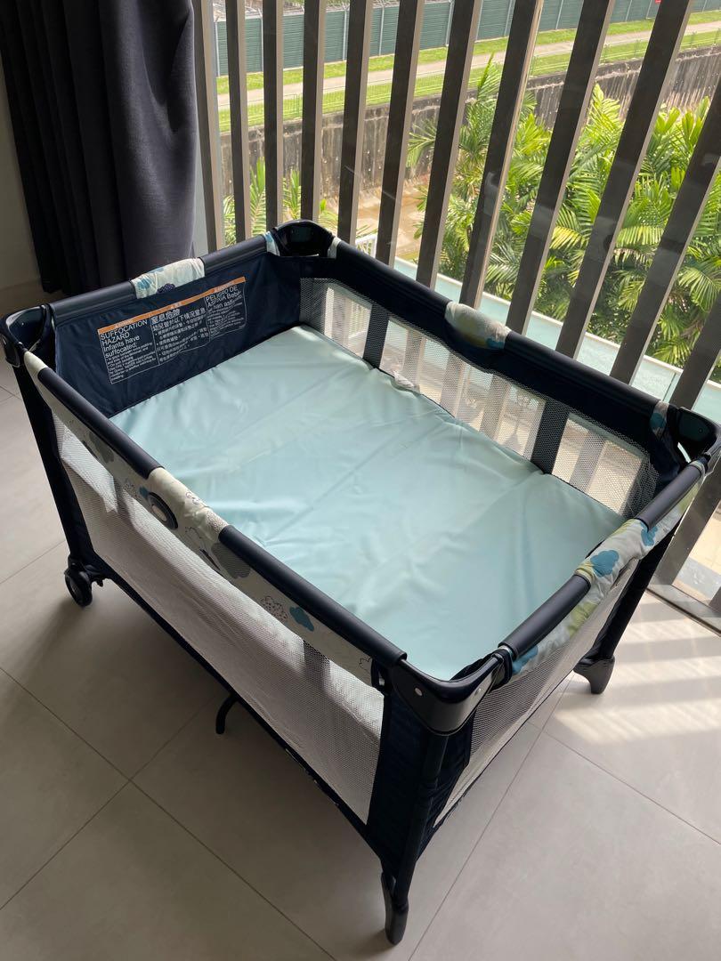 GRACO pack & play portable playard, Babies & Kids, Baby Nursery & Kids ...