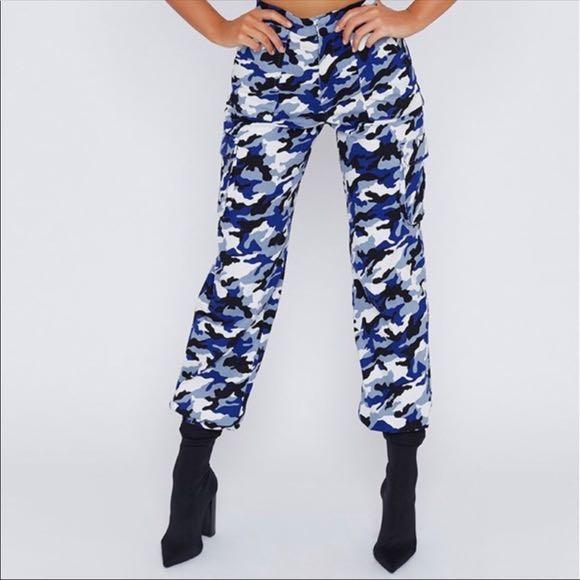 White camo outlet joggers womens