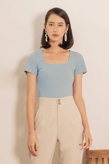 (Category: ) located in . Submitted by thefleurboutique (Listing ID 1106490381, Image 1). Description: .