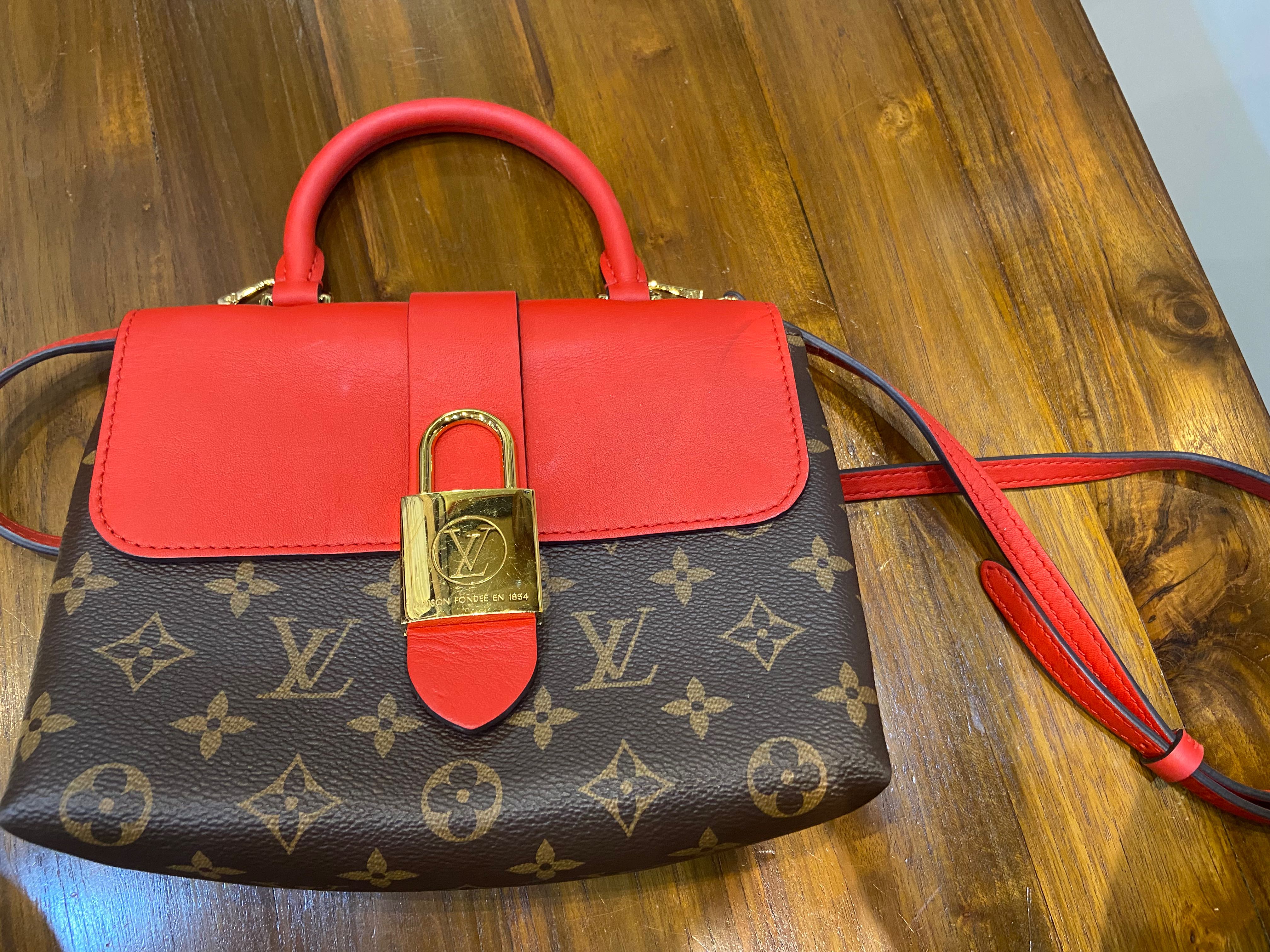 LV Bag locky BB red Coquelicot