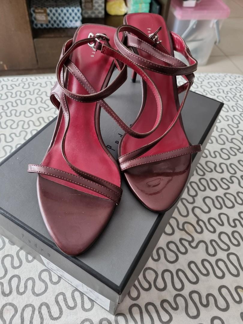maroon color heels