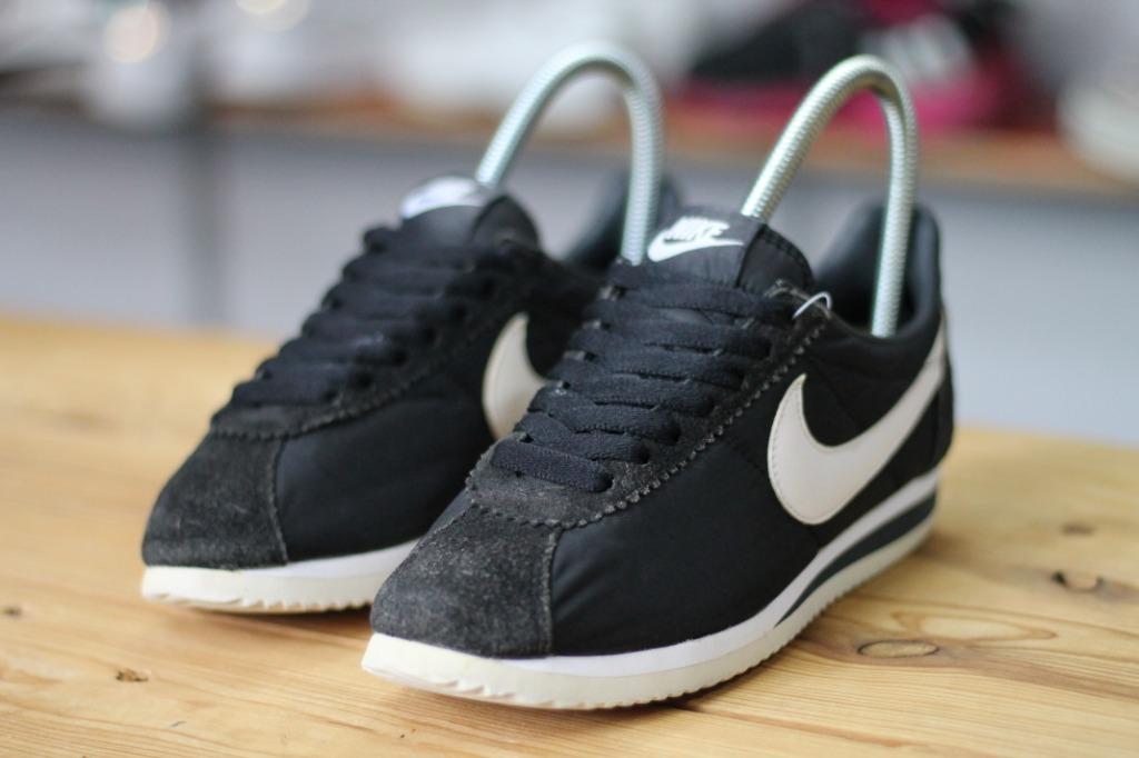 Nike cortez 35.5 top