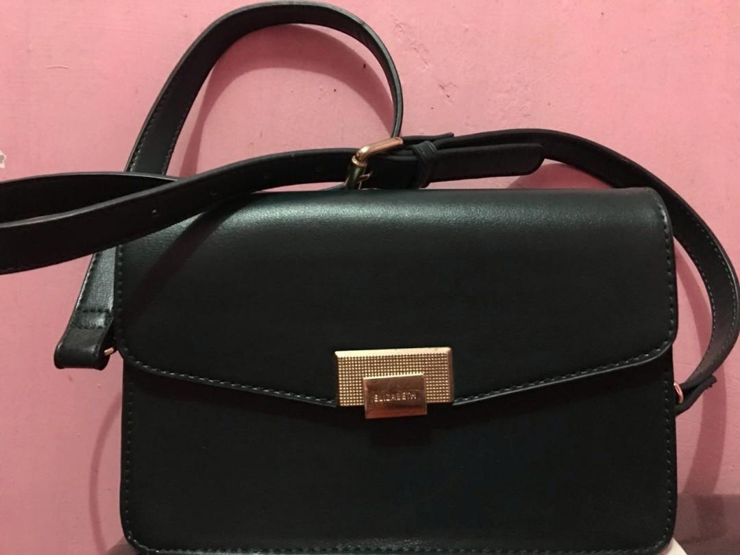 Sling online bag elizabeth