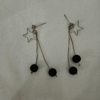 star earrings