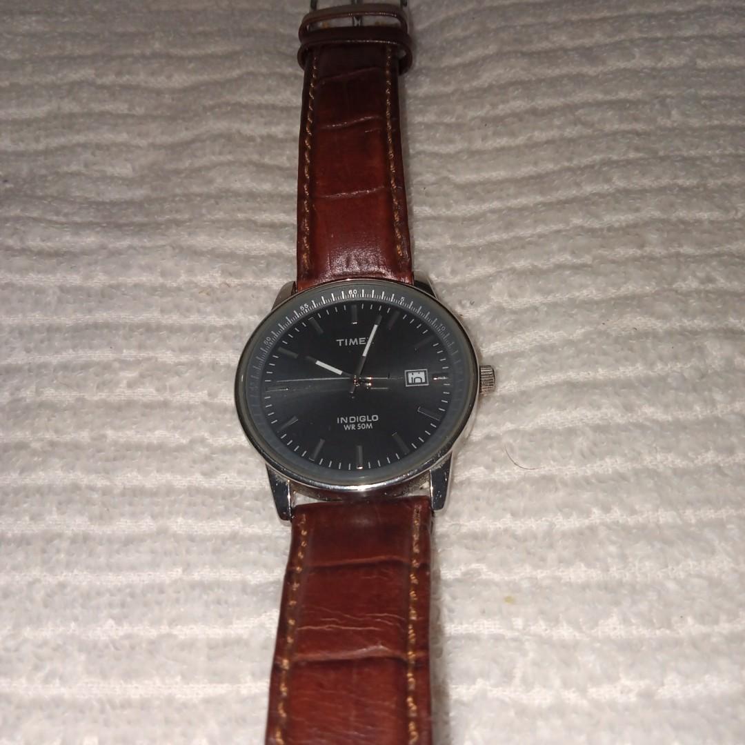 Timex cr2016 cell wr 50m price deals