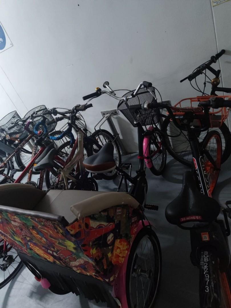 Tricycle with child seat, Sports Equipment, Bicycles & Parts, Bicycles