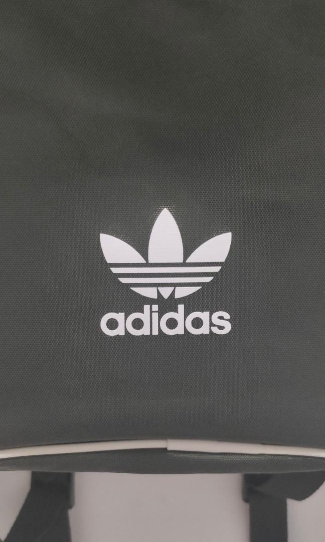 adidas essential trefoil backpack
