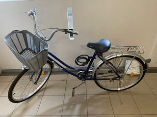 (Category: ) located in . Submitted by esther6866 (Listing ID 1106627299, Image 1). Description: .