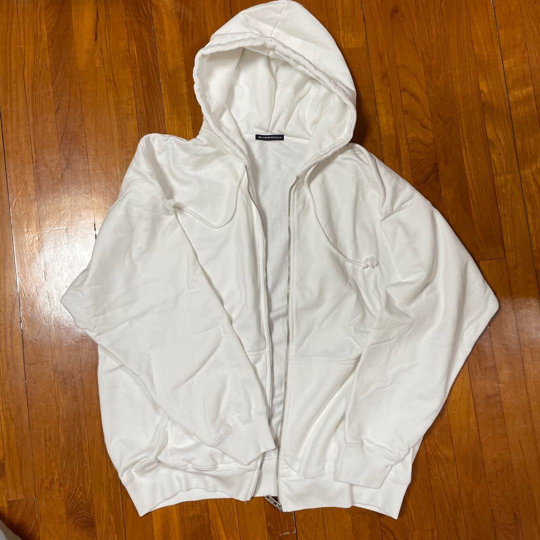 Brandy melville white carla hoodie 2025