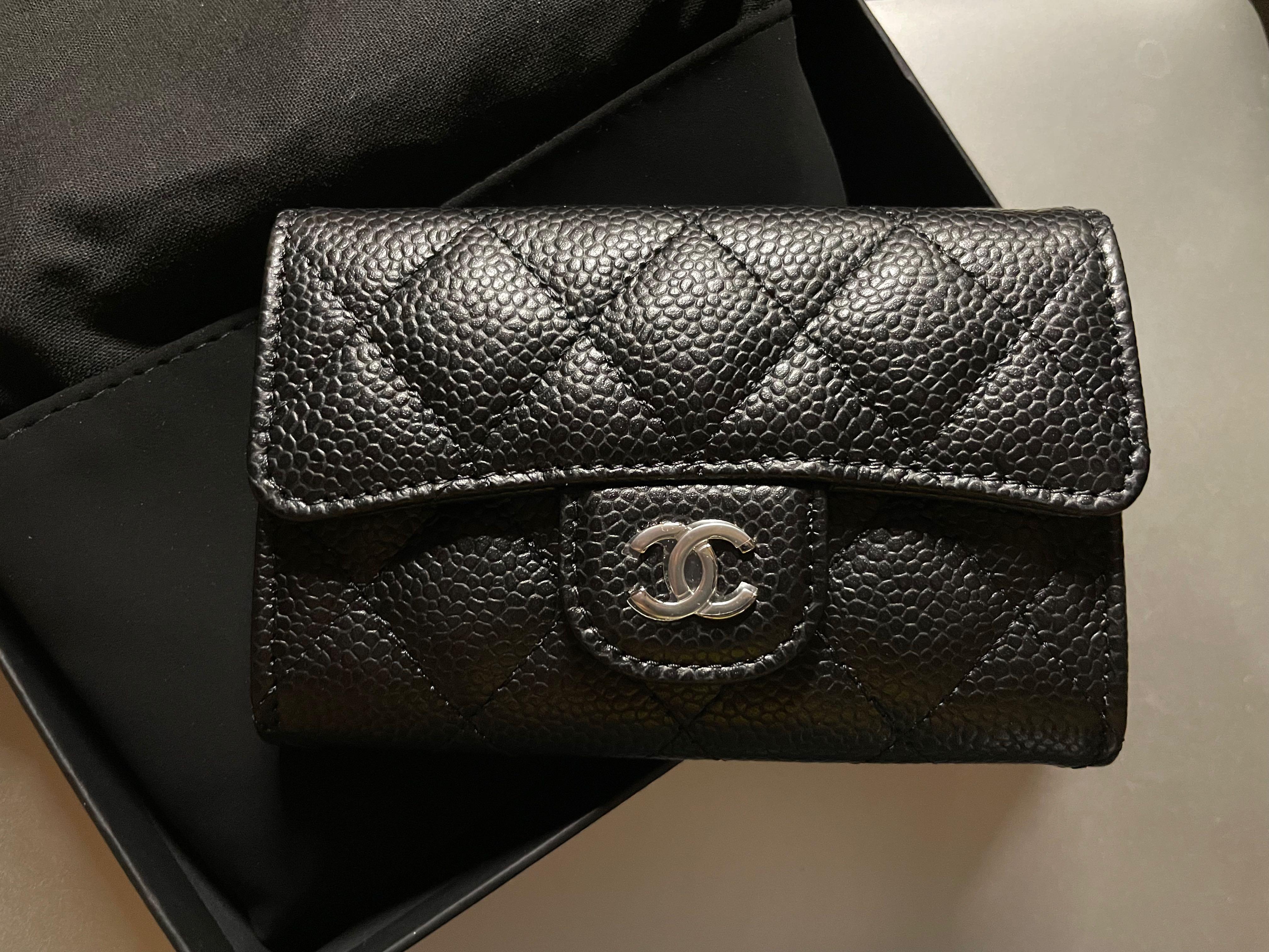 Chanel grained outlet calfskin card holder